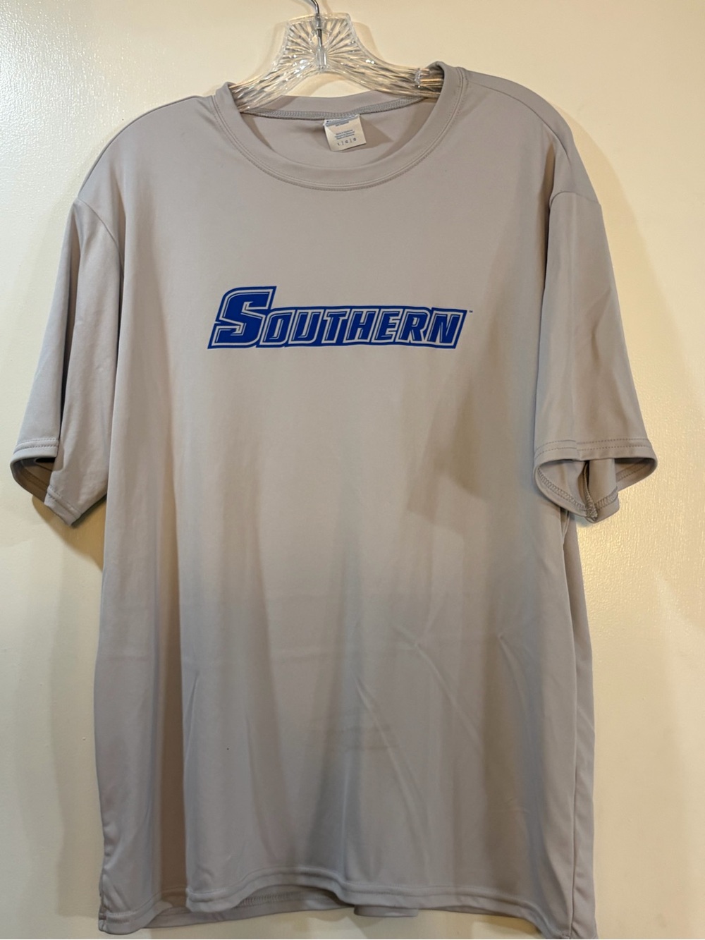 Southern Connecticut State University Athletic Tshirt Mens Sz Large